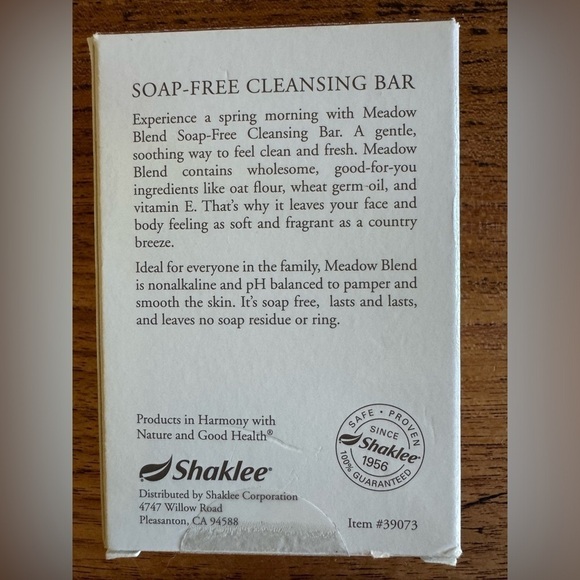 NIB Shaklee Essentials Soap Free Cleansing Bar Paraben Free / 3.5 oz - Picture 2 of 6
